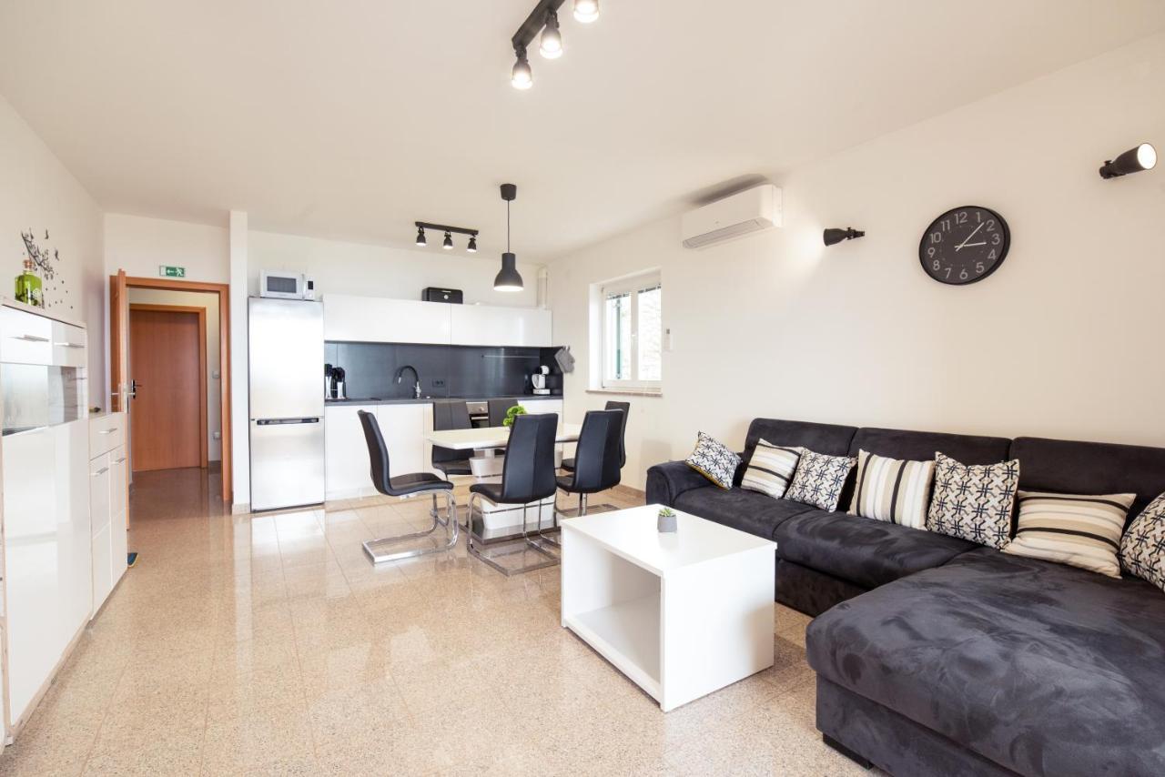 Seaview Apartment Lea Ičići Exterior foto